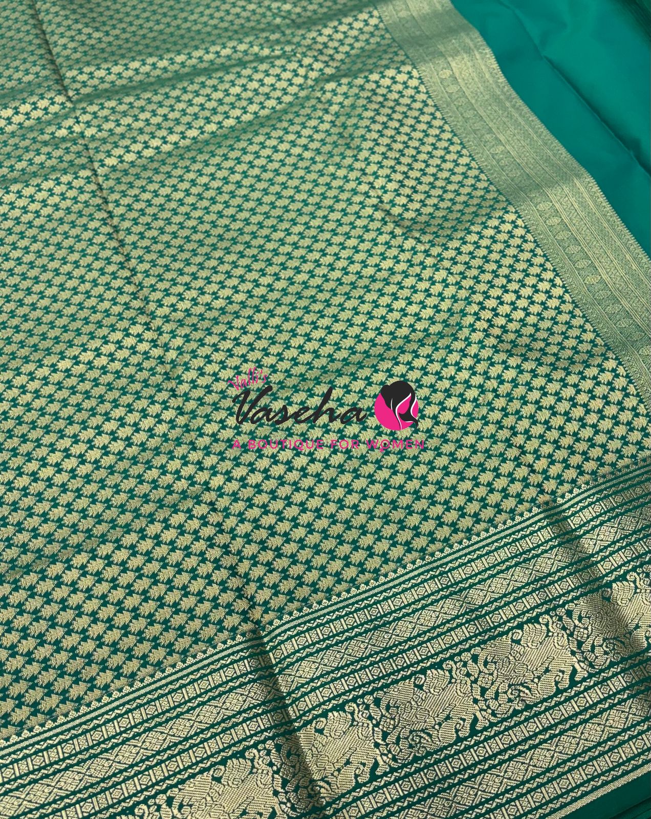 Semi Kanchi Silk  - Brown  & Ramar Green  - VVSKS007