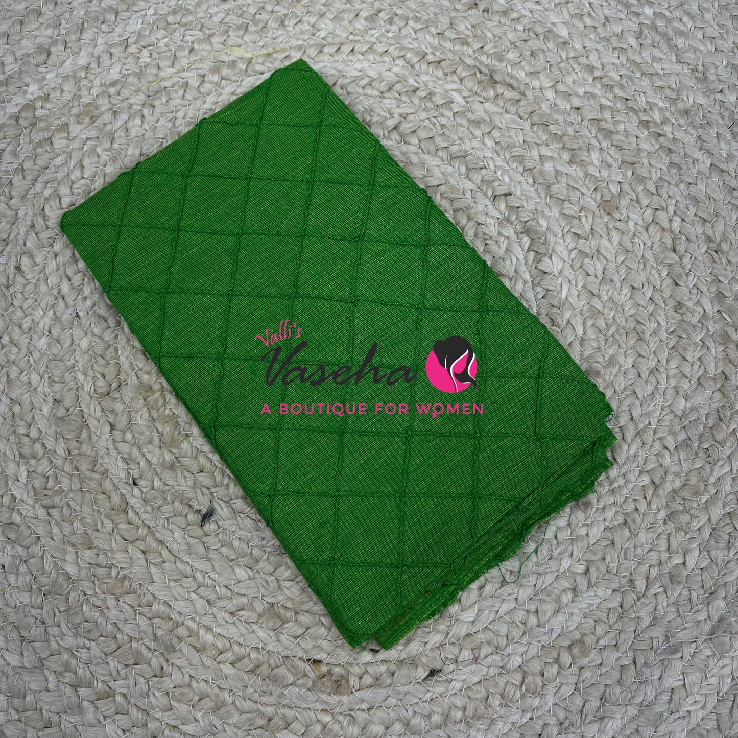 Blouse Bit - Pintec Plain - Diamond Stitch - 1 mtr - VVBPD001