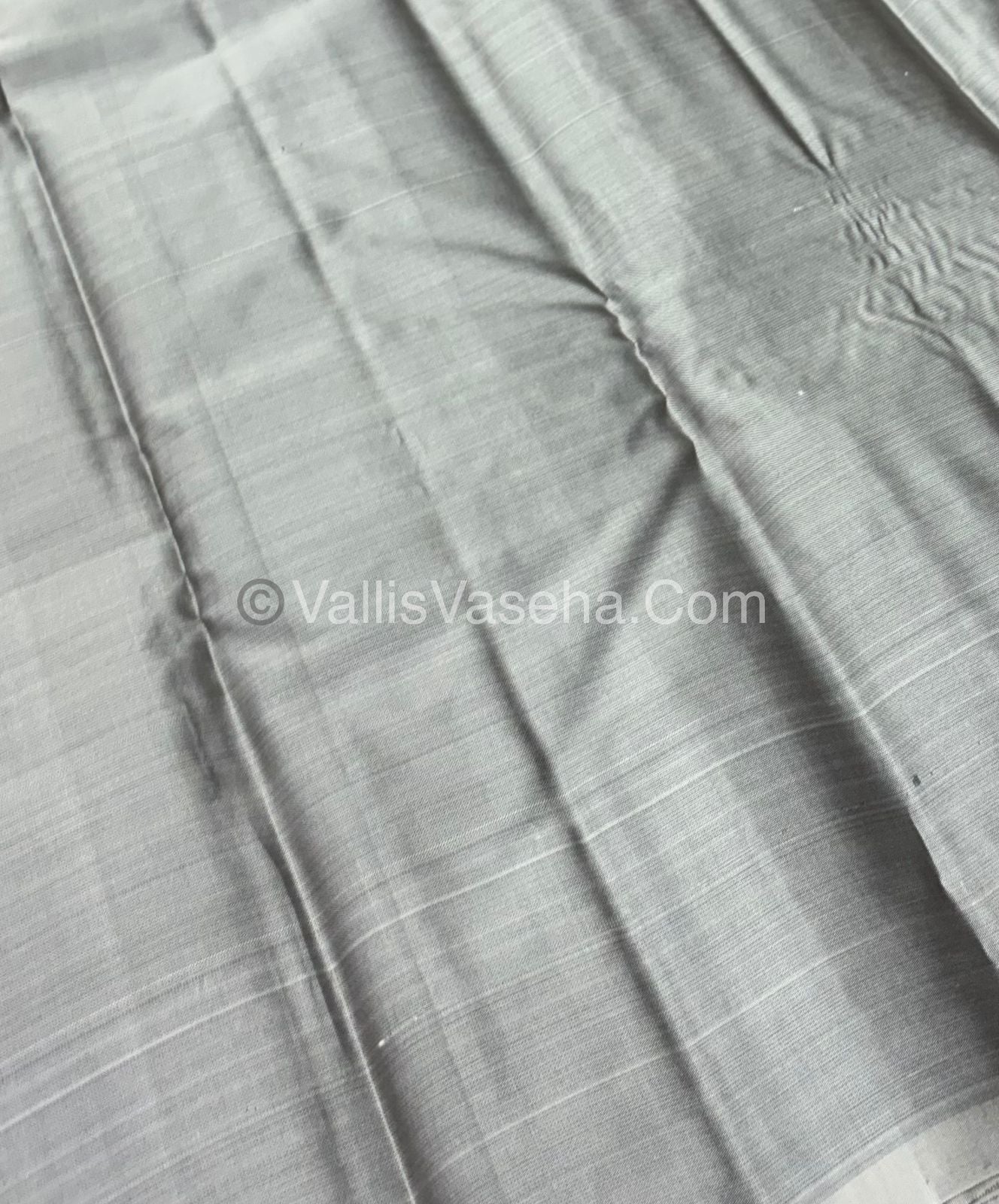 Half Mix - Pure Soft Silk Saree - VVPSS049