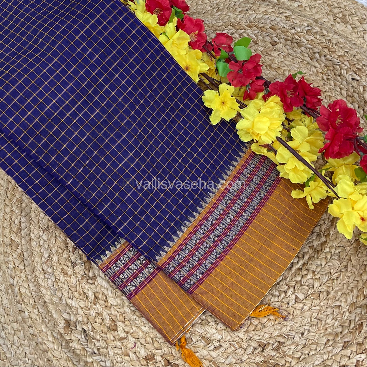Narayanapet Mercerised Cotton Saree - All Over Checks Pattern-VVNMC001