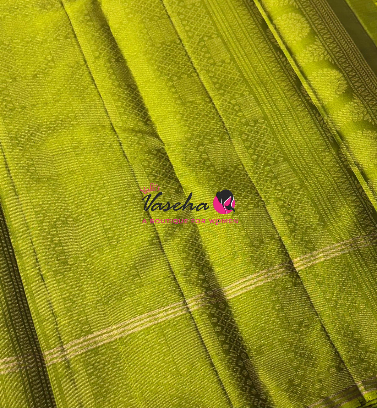 Half Mix - Pure Soft Silk Saree - Vairavoosi Pattern - Long Retta Petta Border with Butta - VVPSS107