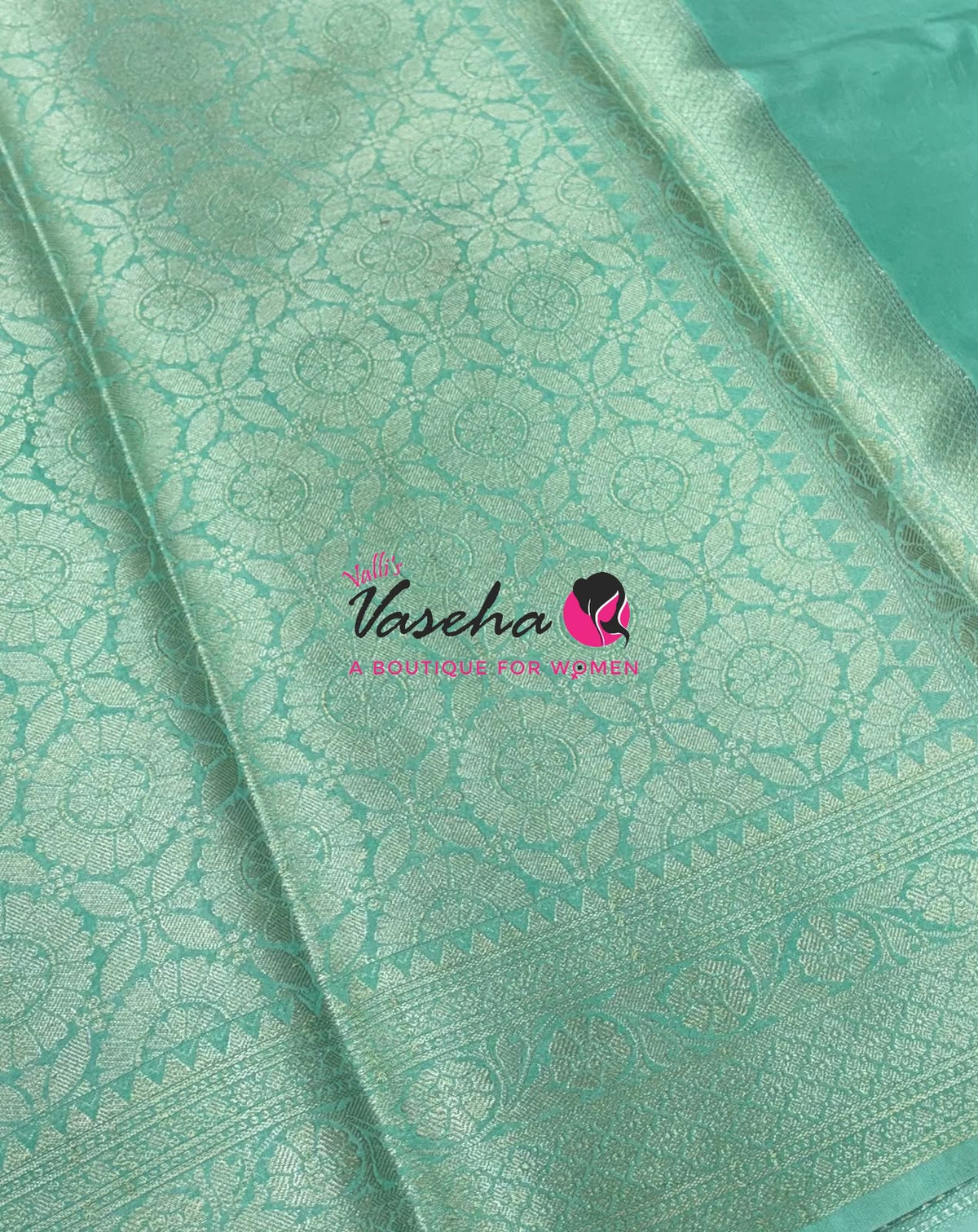 30% less - Offer Saree - Semi Banarasi Saree - VVDS009