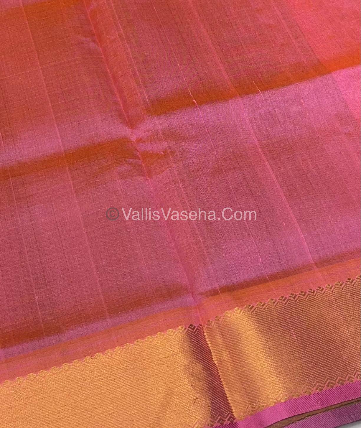Pure Silk Cotton Saree - Mayil & Chakkaram Design - Green With Peach Shade - VVMC002