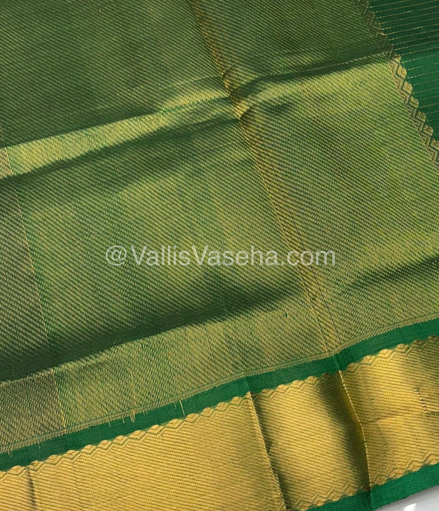 Pure Silk Cotton Saree - Mayil & Chakkaram Design - Lavender With Green Shade - VVMC002