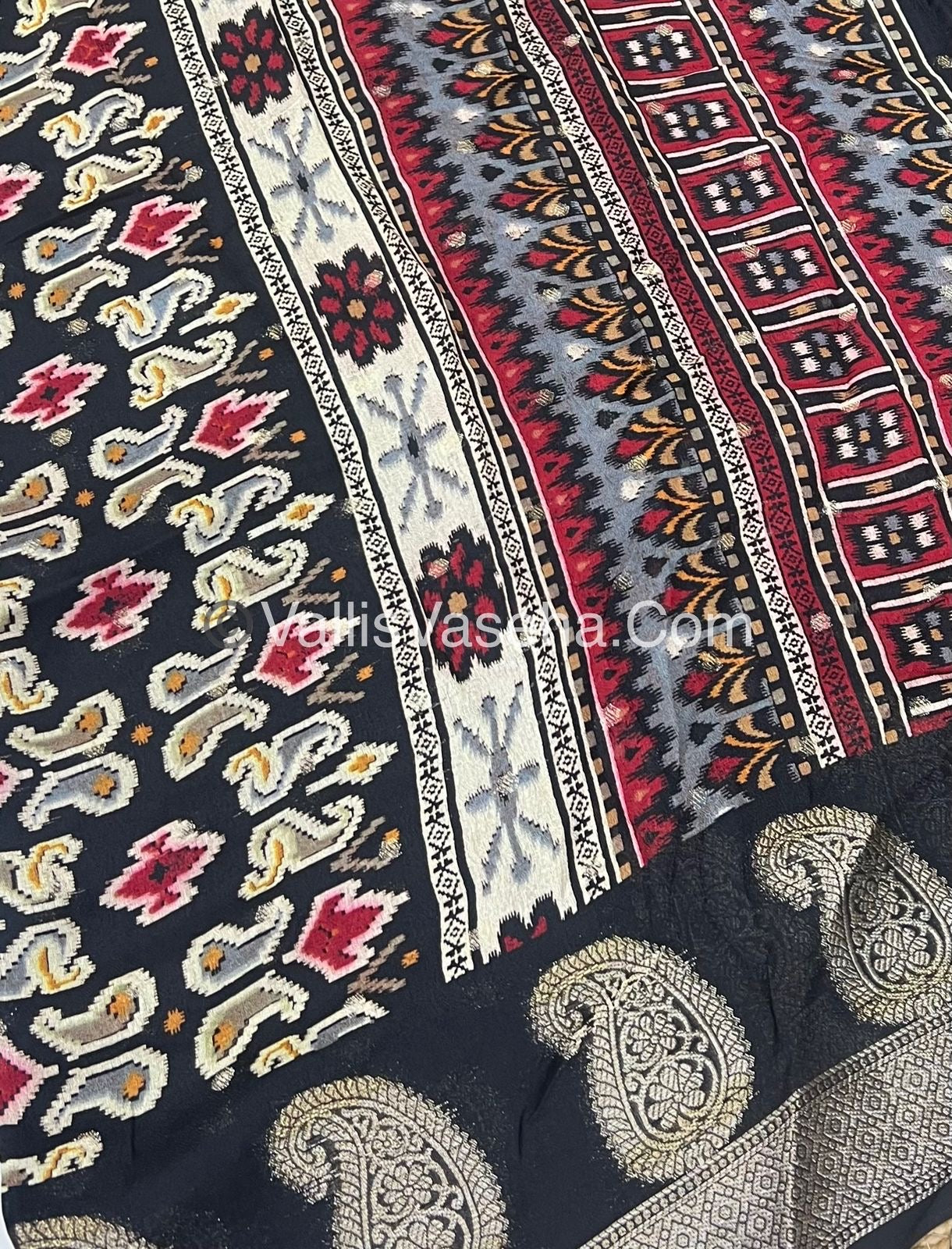 Mashmelow - Chiffon / Georgette Saree - Black Shade - VVMMS001