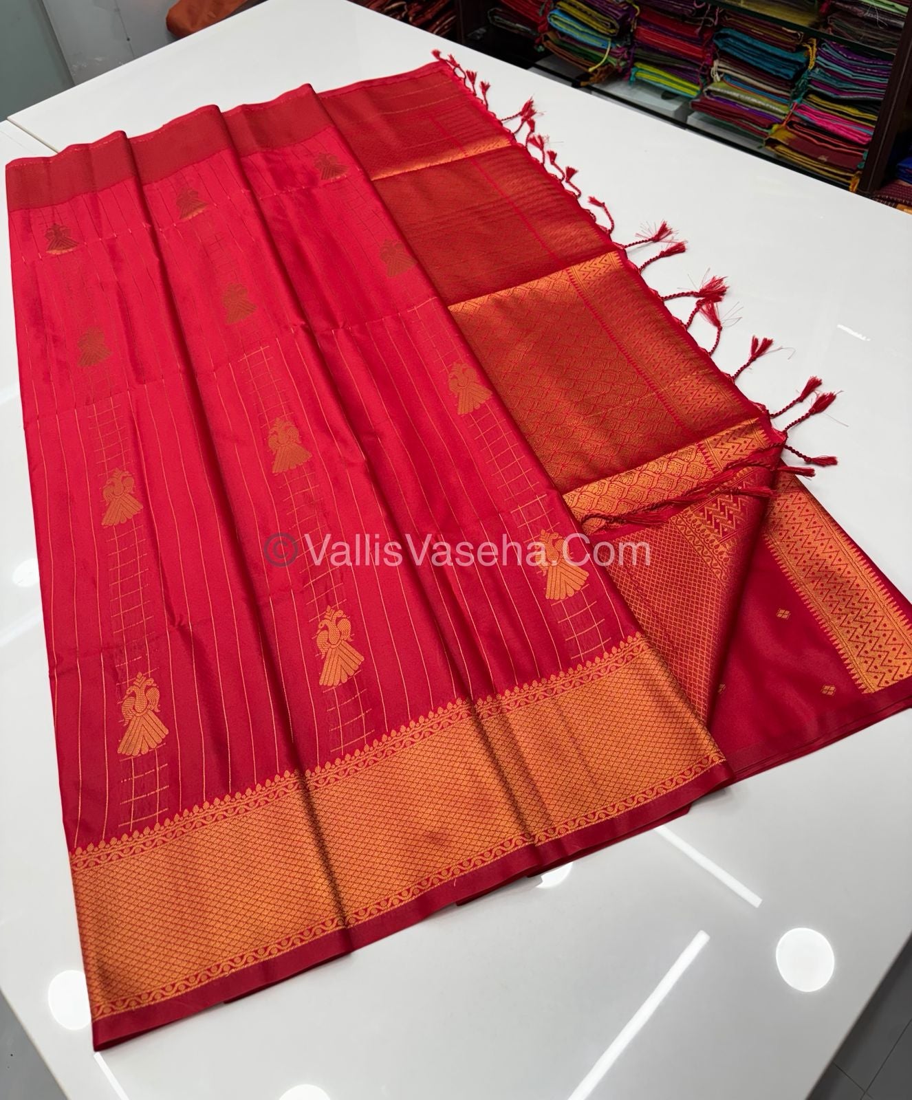 Semi Soft Silk - Border less - Red Shade -VVSSS023