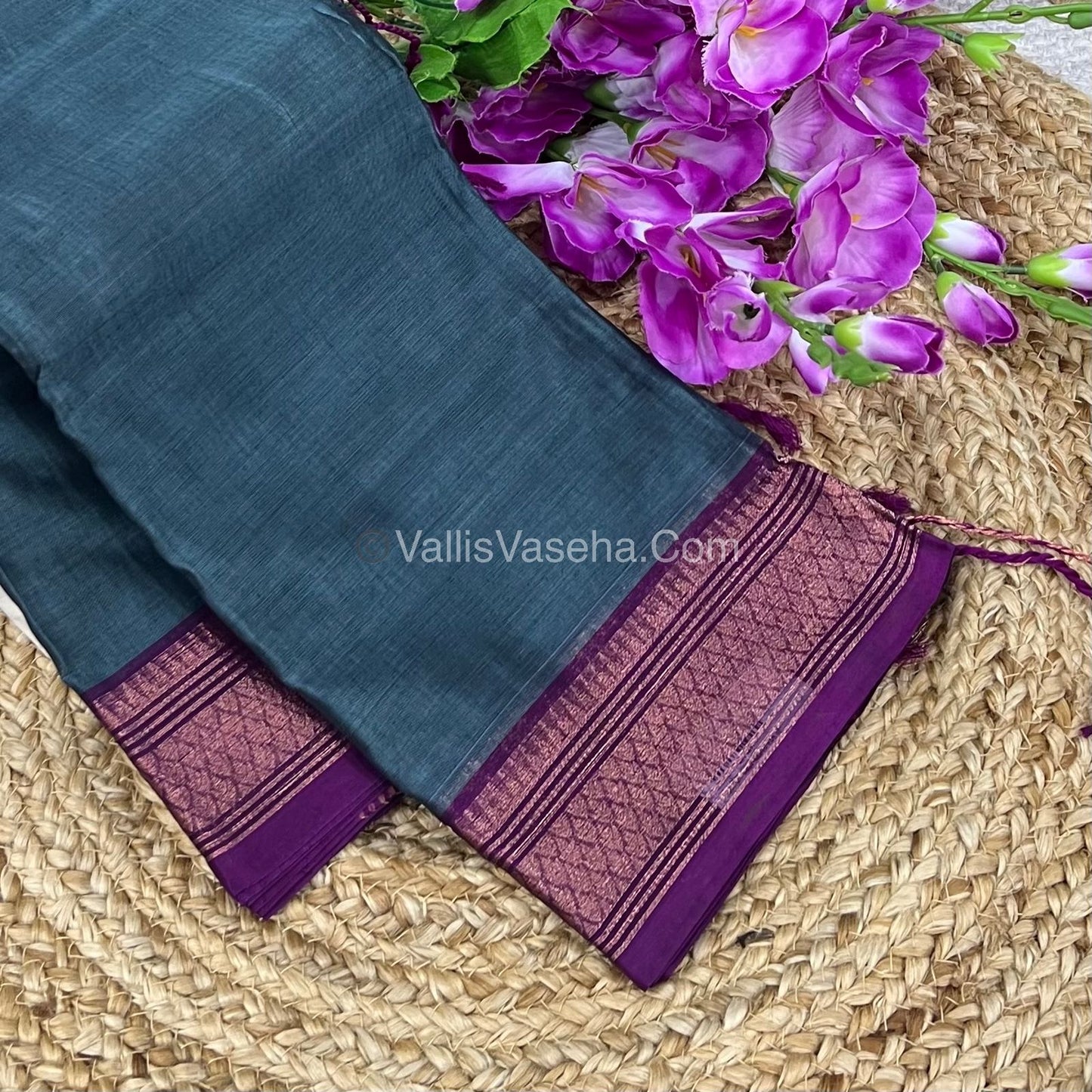 Dhaka Cotton Saree - VVDCS001
