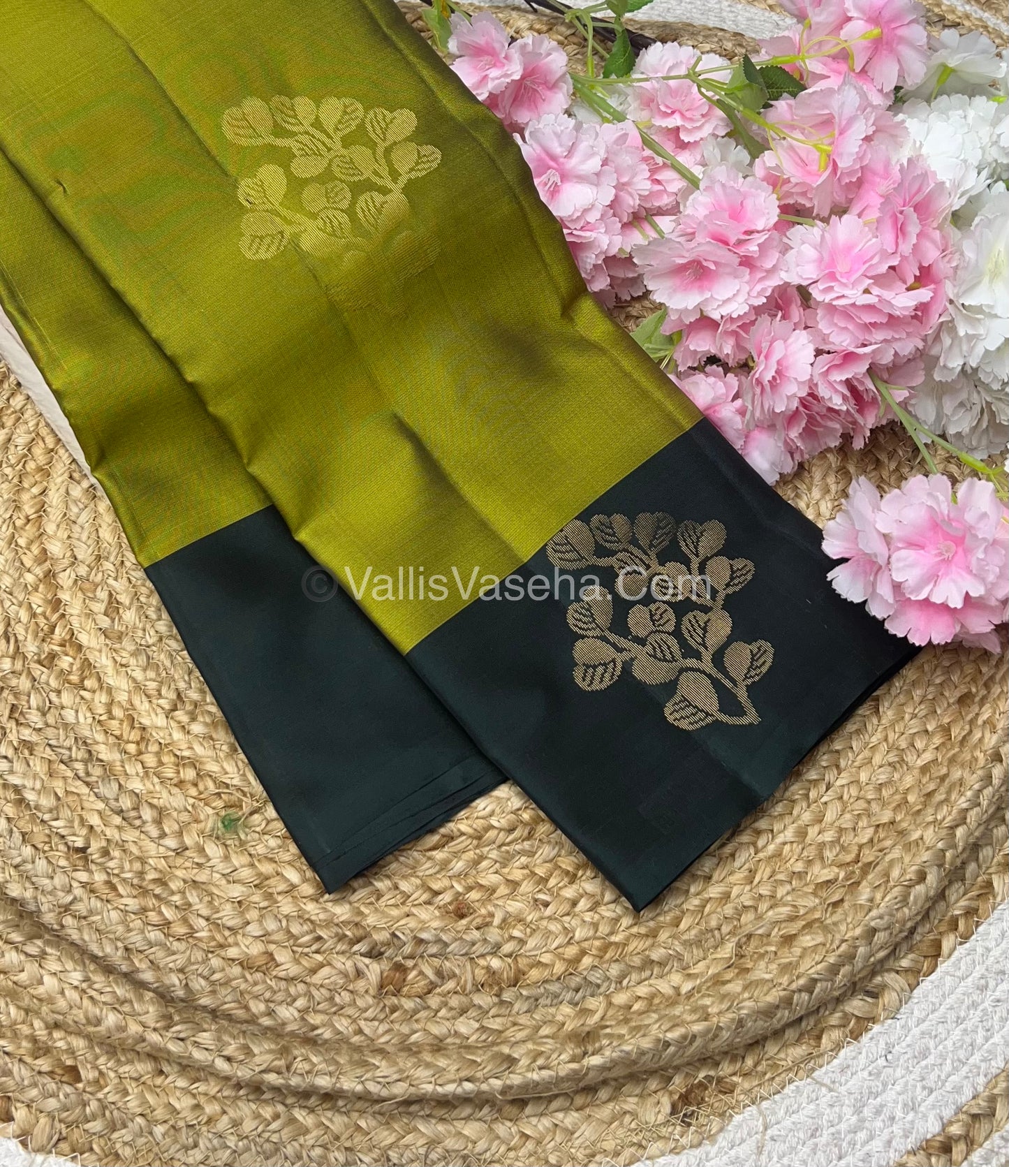 Half Mix - Pure Soft Silk Saree - VVPSS054