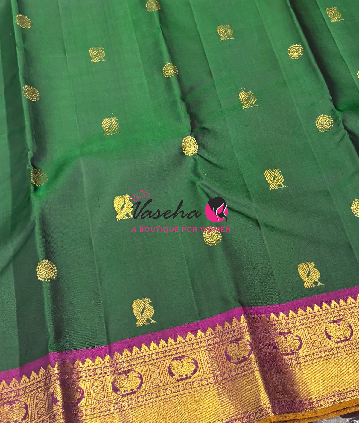 Pure Kanchipuram Silk Saree - Green & Purplish Pink Shade  - VVPS022