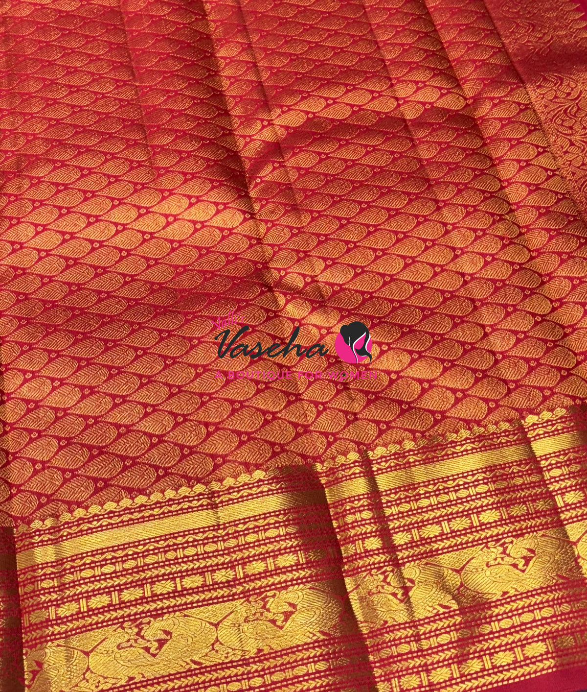 Pure Kanchipuram Silk Saree - Red Shade  - VVPS097
