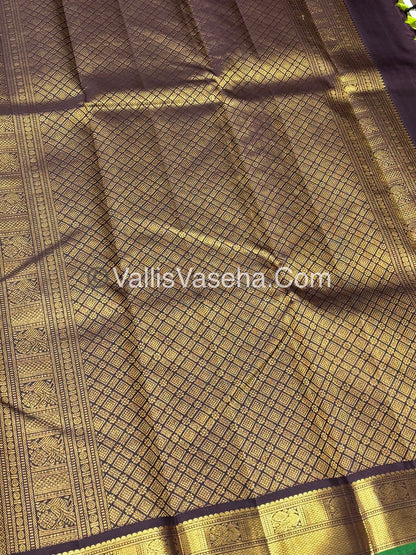 Pure Kanchipuram Silk Saree - Green & Brown Combo - VVPS025