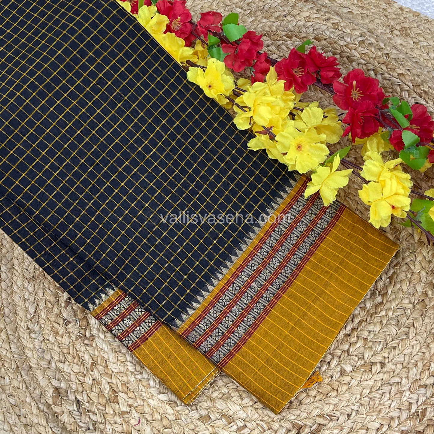 Narayanapet Mercerised Cotton Saree - All Over Checks Pattern-VVNMC001