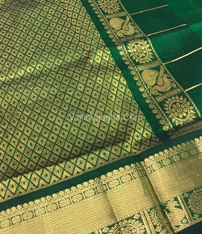 Pure Silk Cotton Saree - Mayil & Chakkaram Design - Green Shade - VVMC001