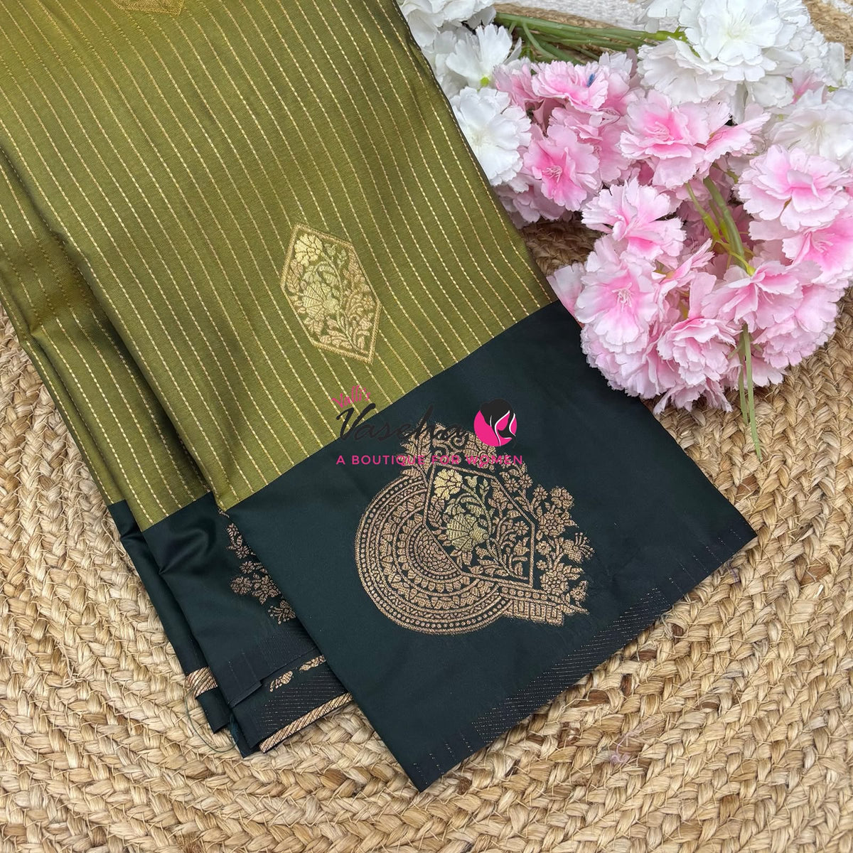 Semi Soft Silk -  Green With Green Combo - VVSSS039