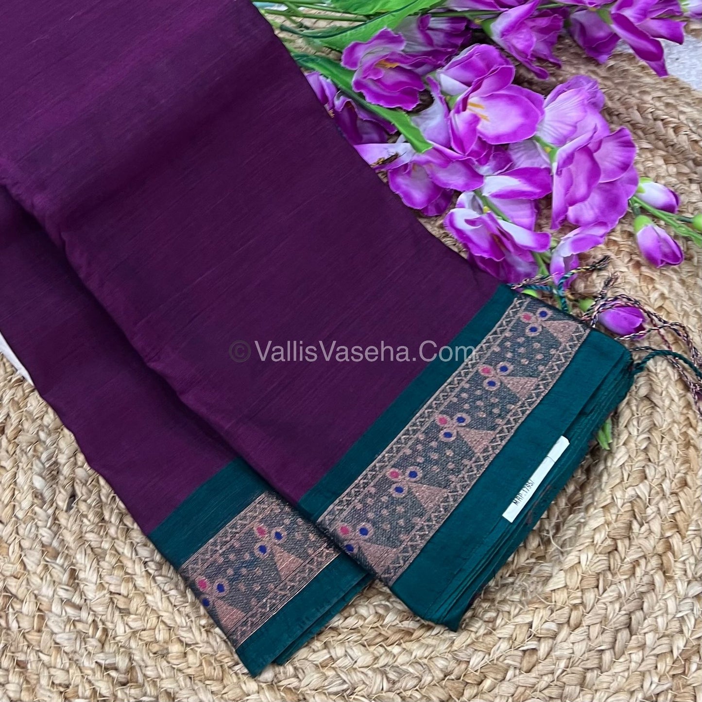 Dhaka Cotton Saree - VVDCS001