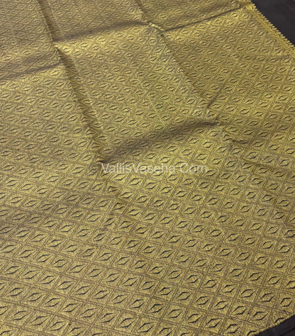 Pure Vintage Kanchipuram Silk Saree  - 8 Kol Weaving - Black Shade VVPS019