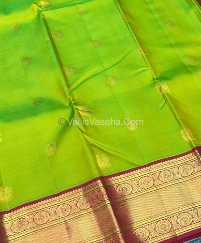 Pure Kanchipuram Silk Saree - Green & Maroon Combo - VVPS014