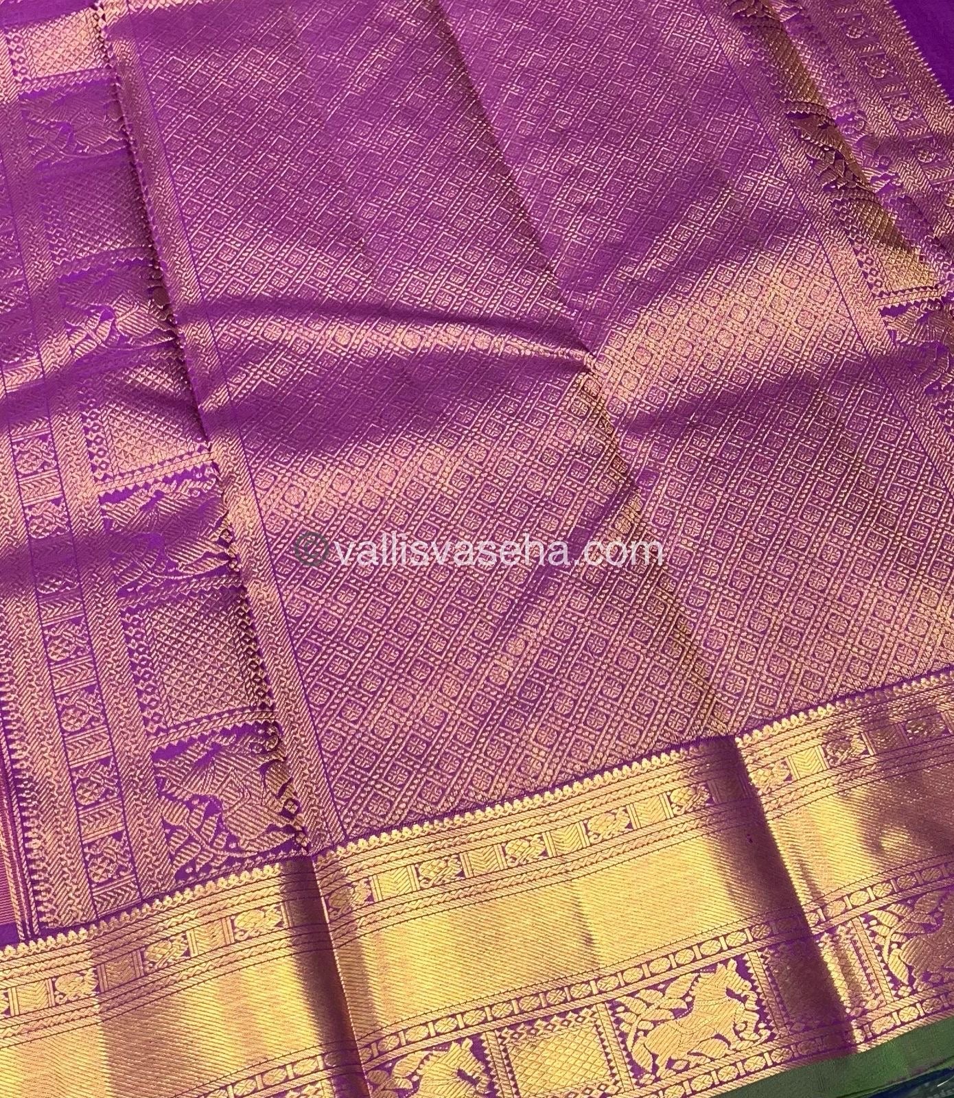 Pure Kanchipuram Silk Saree - Dual Tone Rust & Purple Shade  - VVPS022