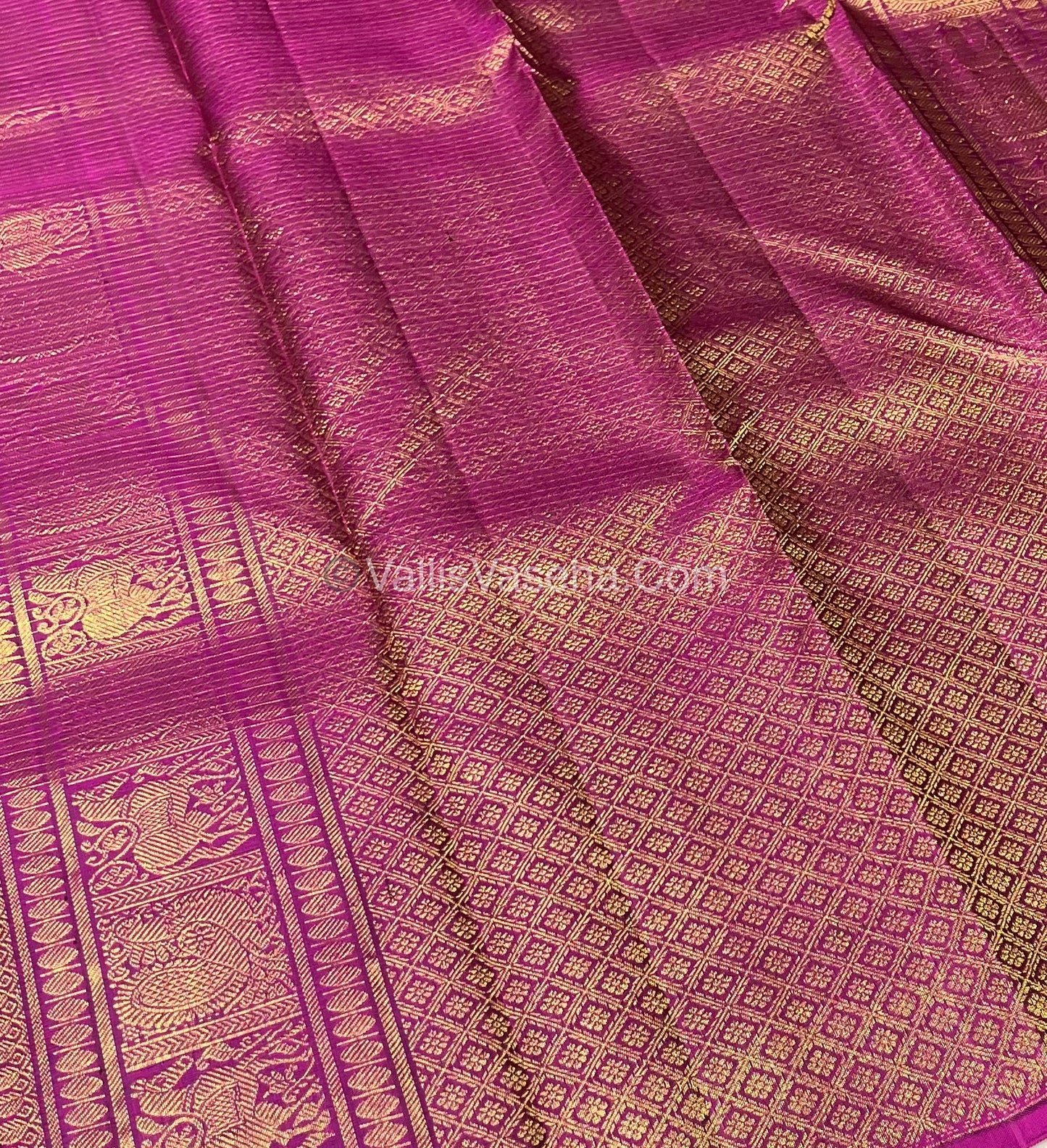Pure Kanchipuram Silk Saree - Green & Purplish Pink Shade  - VVPS024