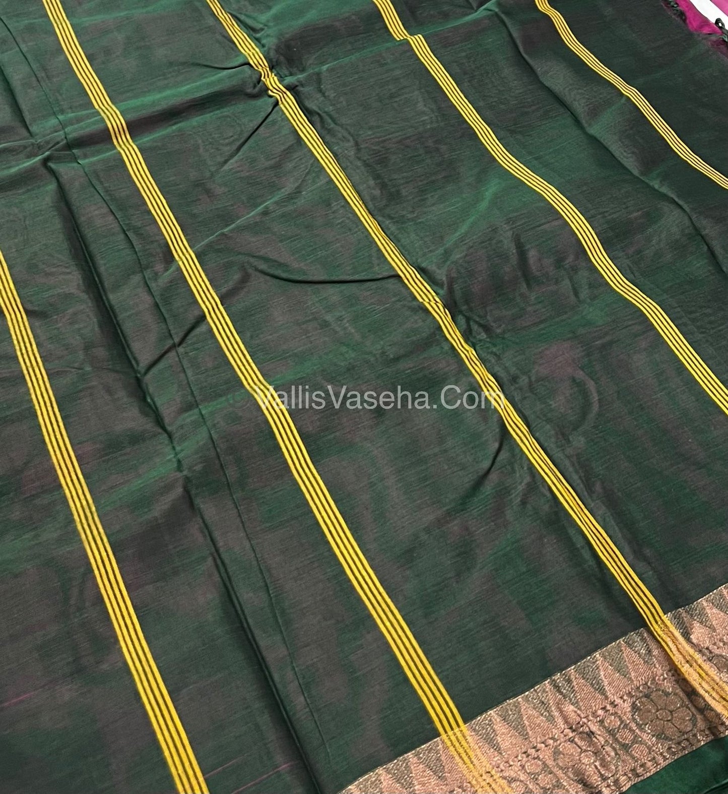Dhaka Cotton Saree - VVDCS001