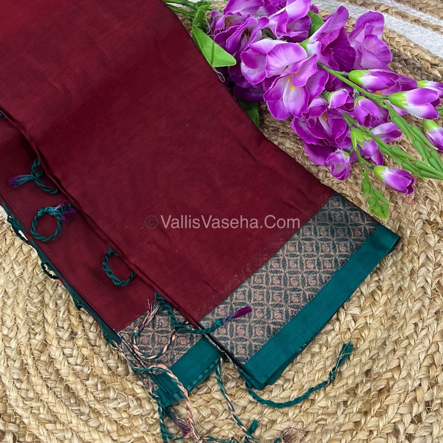 Dhaka Cotton Saree - VVDCS001