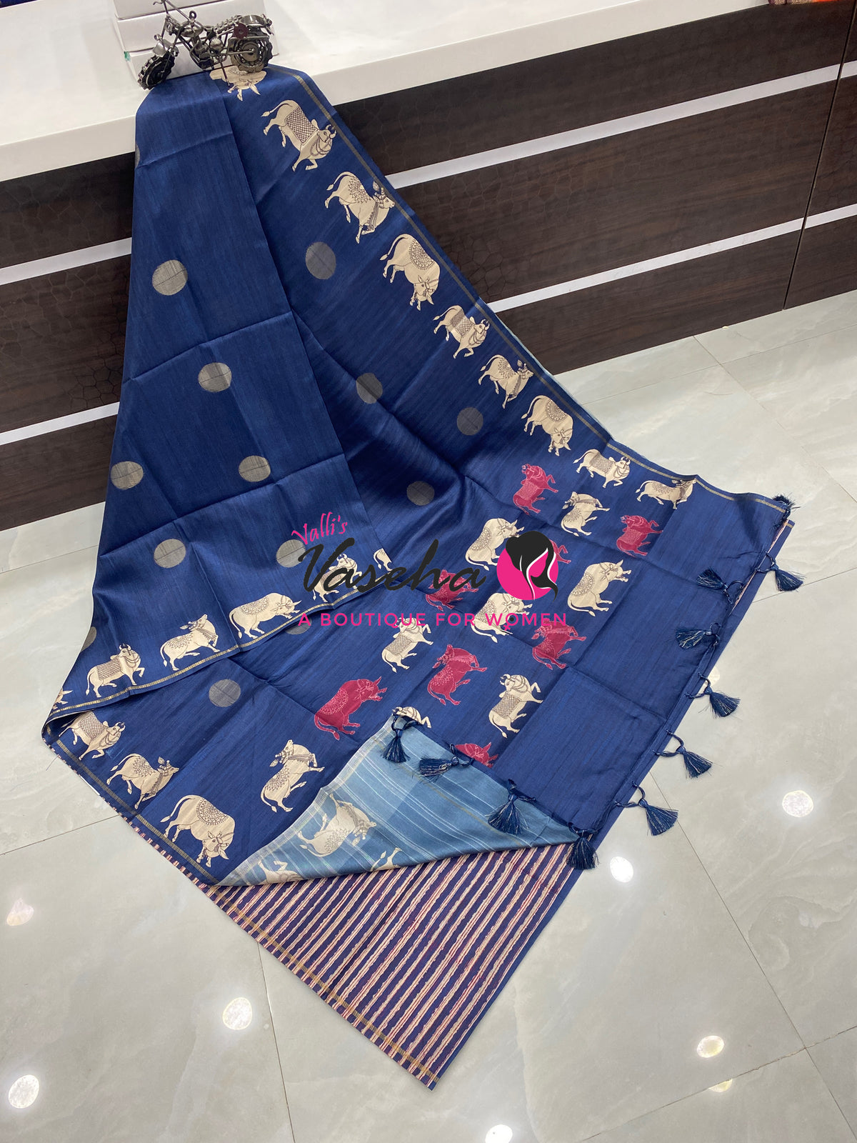 Semi Matka Tussar Saree - Pichwai Design - VVSMT003