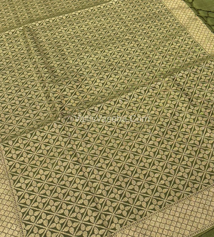 Banarasi - Heritage Silk - Semi Kathan Silk -  Mehind Green Shade - VVBHS007