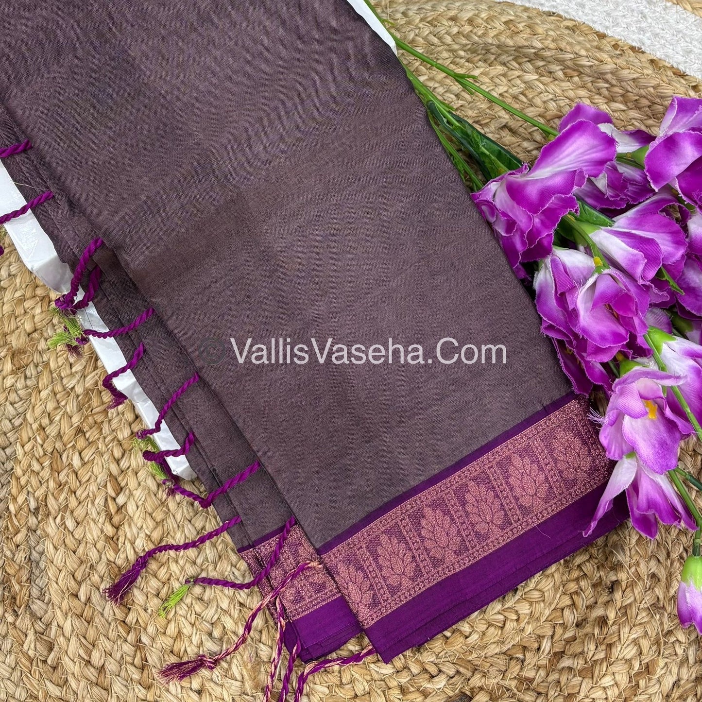 Dhaka Cotton Saree - VVDCS002