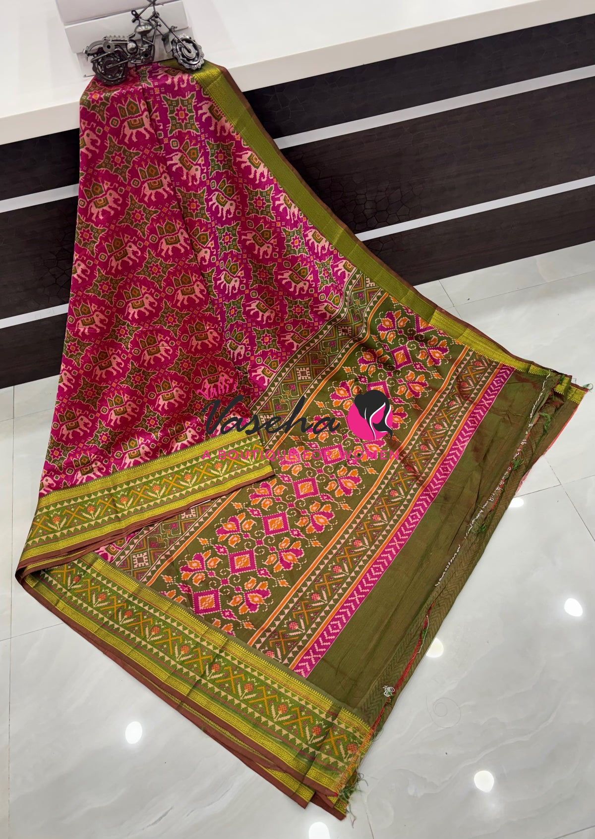 Semi Patola | Printed Silk Saree - Pink With Green Combo - VVSPS001