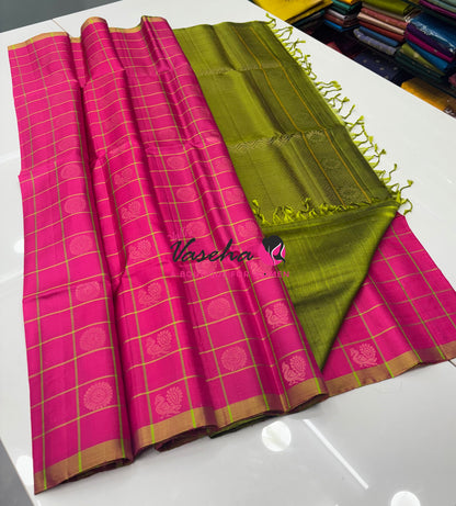 Pure Soft Silk Saree - Pink & Green Shade - VVPSS055