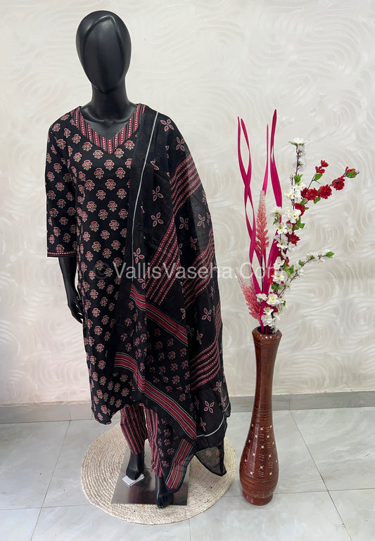 Ready Made - Salwar, Kameez & Duppatta(3pc) - Printed - VVRBS002