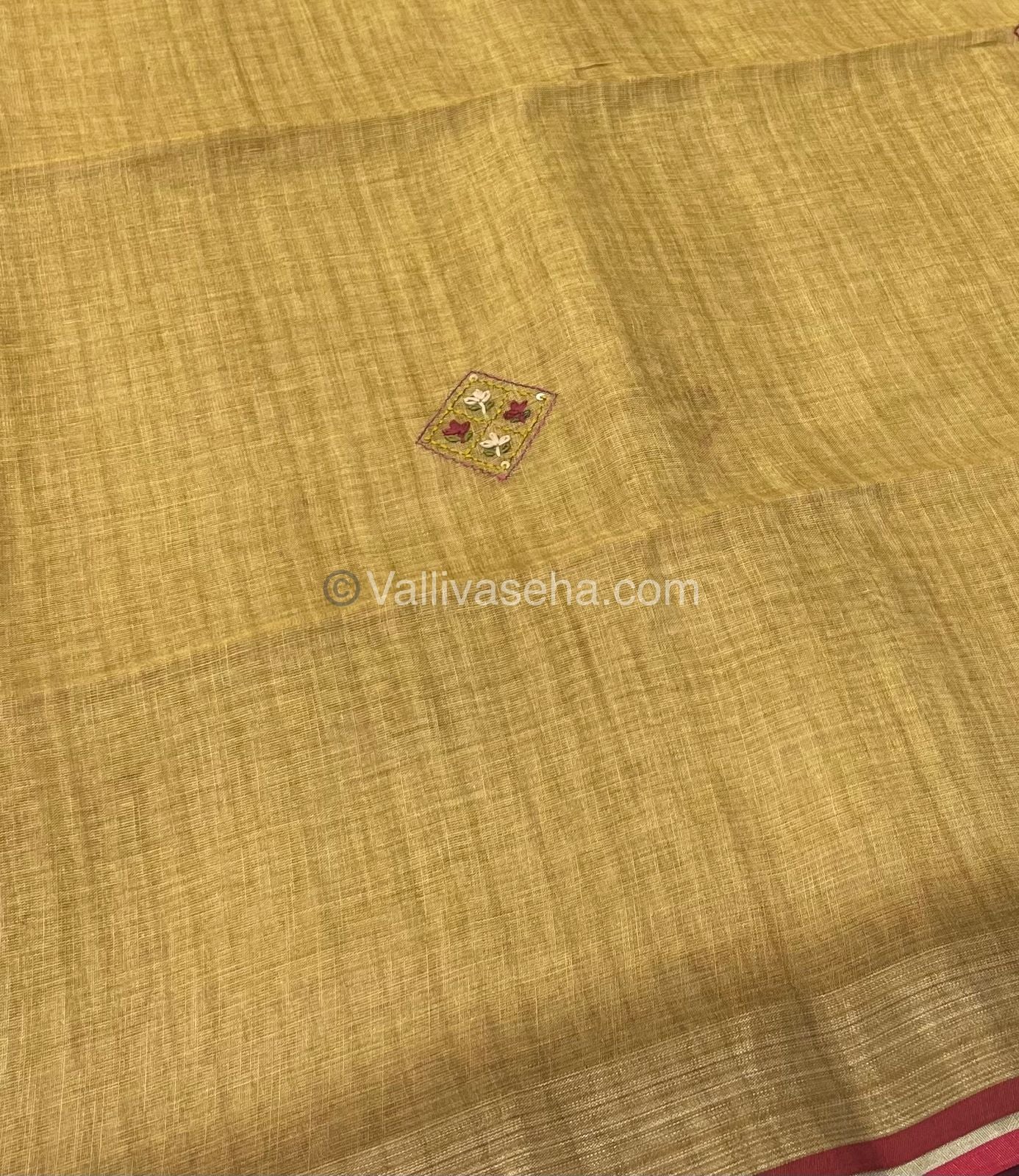 French Knot - Tissue Saree -  VVLFN001