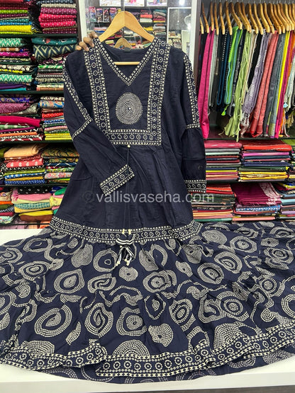 Anarkali - Navy Blue Shade - Salwar, Kameez & Duppatta(3pc)- Fancy Cotton - VVRAS001