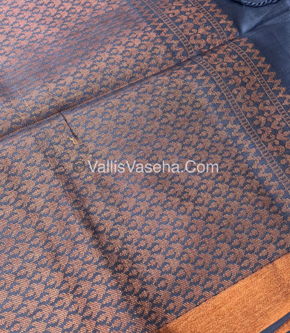 40% less - Offer Saree - Semi Soft Silk Saree - VVDS003