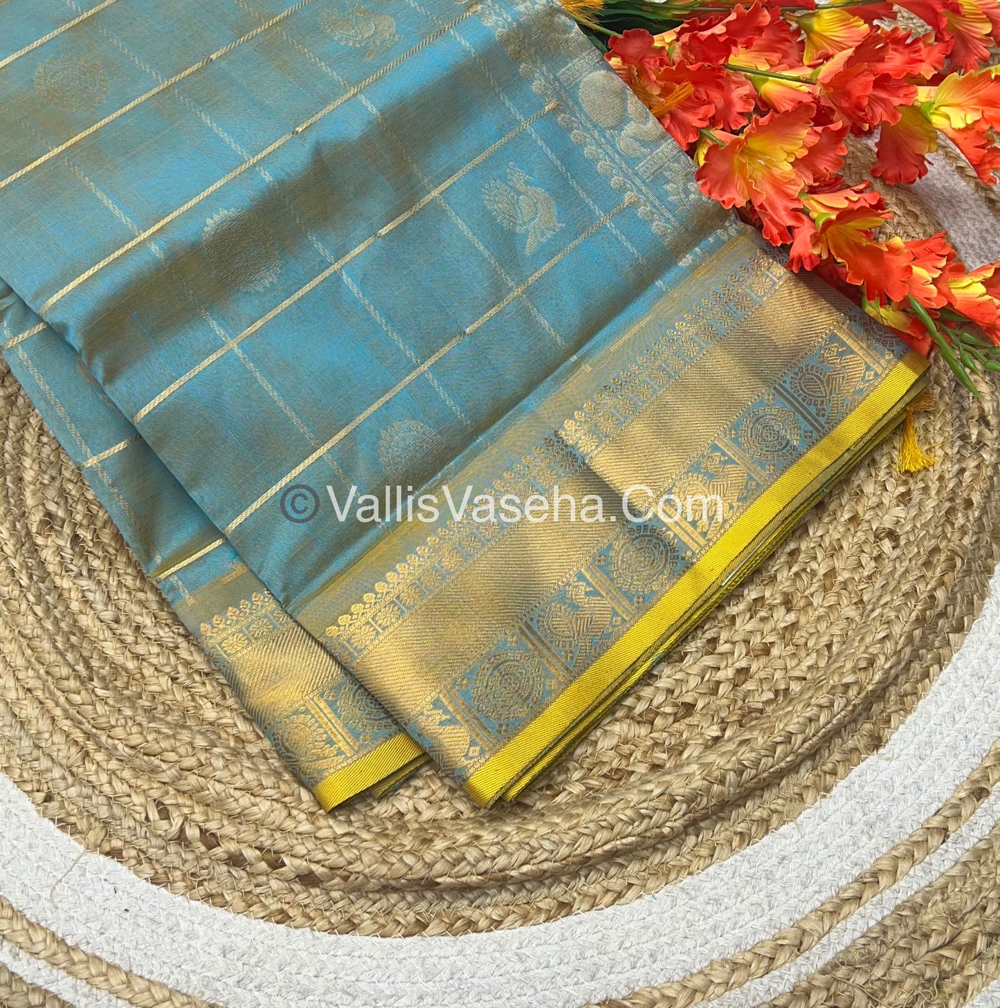 Pure Silk Cotton Saree - Mayil & Chakkaram Design - Double Tone  Greyish Blue - VVMC001