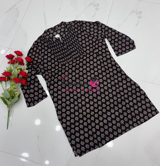 Ready Made - Short Top - Black Color - VVRST003