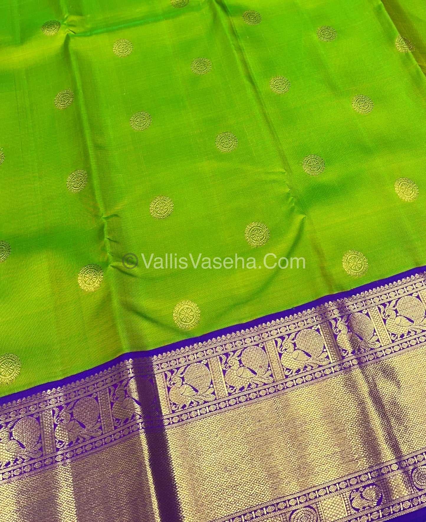 Pure Kanchipuram Silk Saree - Lemon Green / Sneha Green With Purple Combo - VVPS010