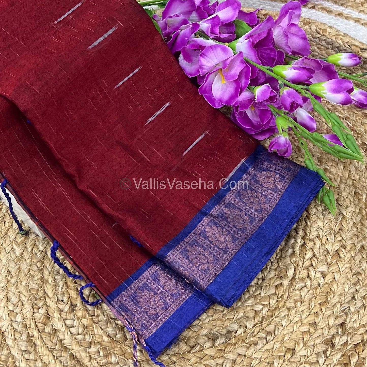 Dhaka Cotton Saree - VVDCS001