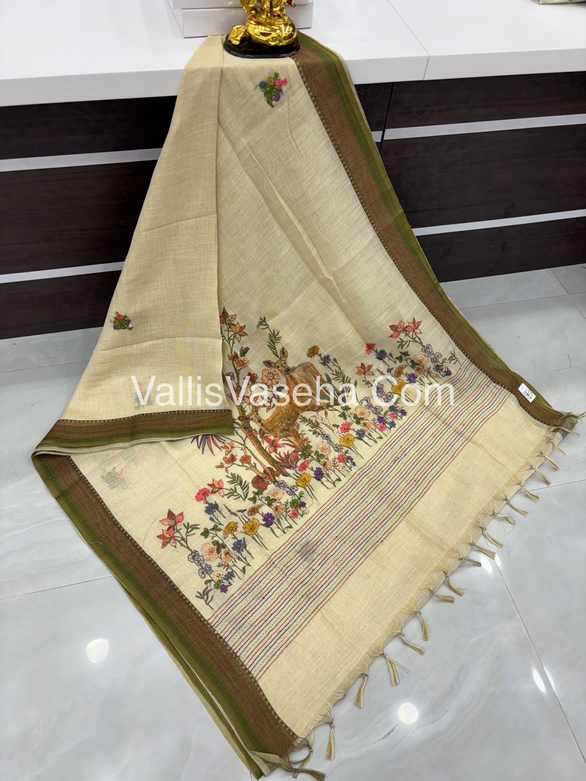 French Knot - Tissue Saree - Cream With Green Shade - VVLFN005
