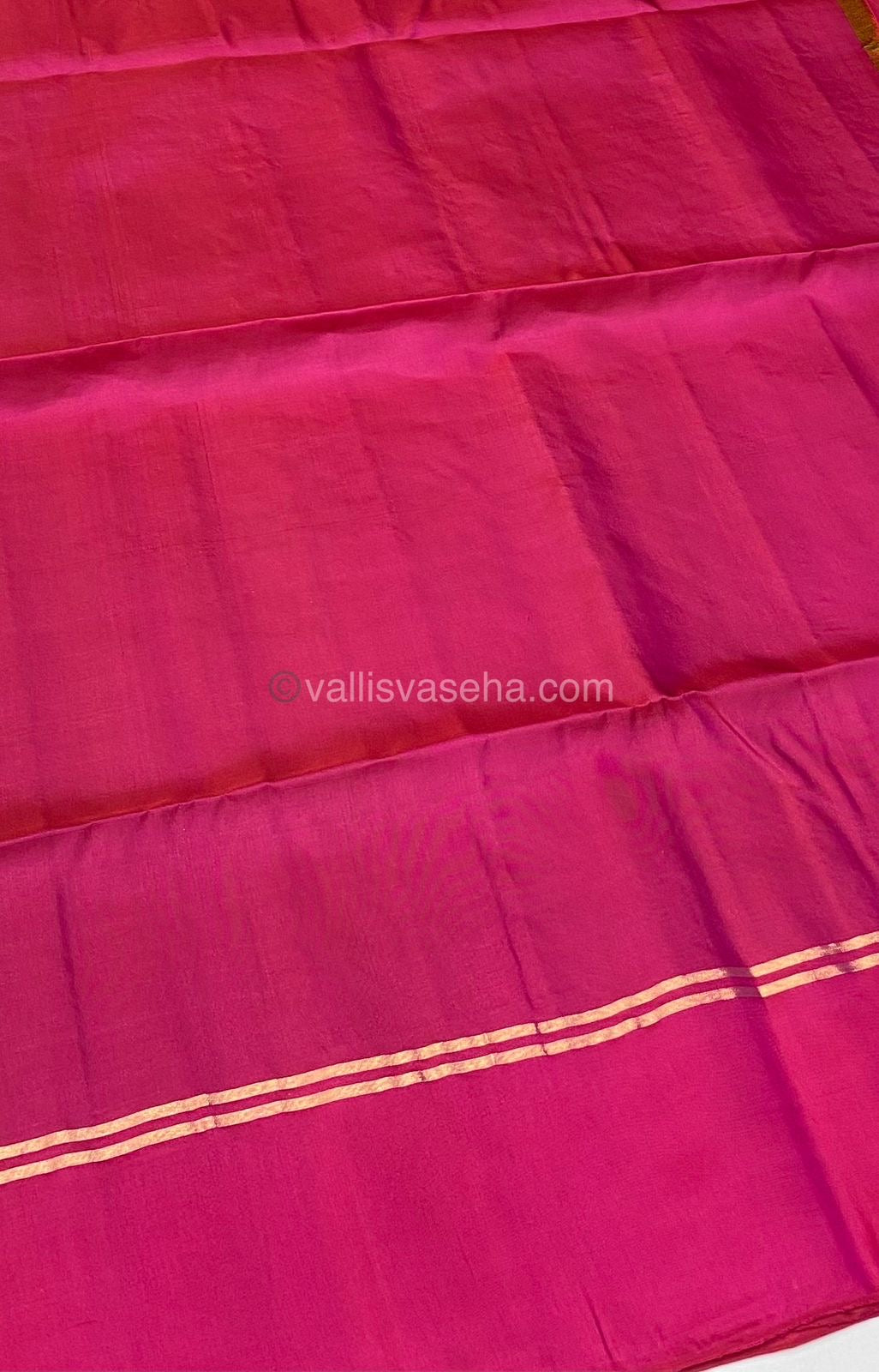 Pure Soft Silk Saree - Mayil & Chakkaram Design - Green With Pink Combo - VVPSS021