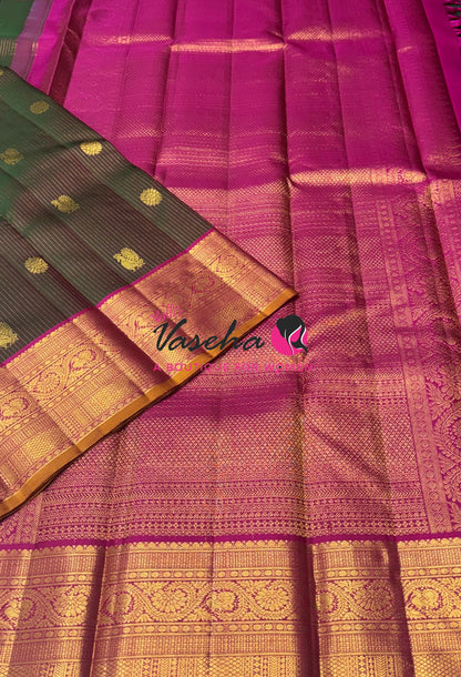 Pure Kanchipuram Silk Saree - Vairavoosi Design  - Mandhulir Green & Pink Combo - VVPS059