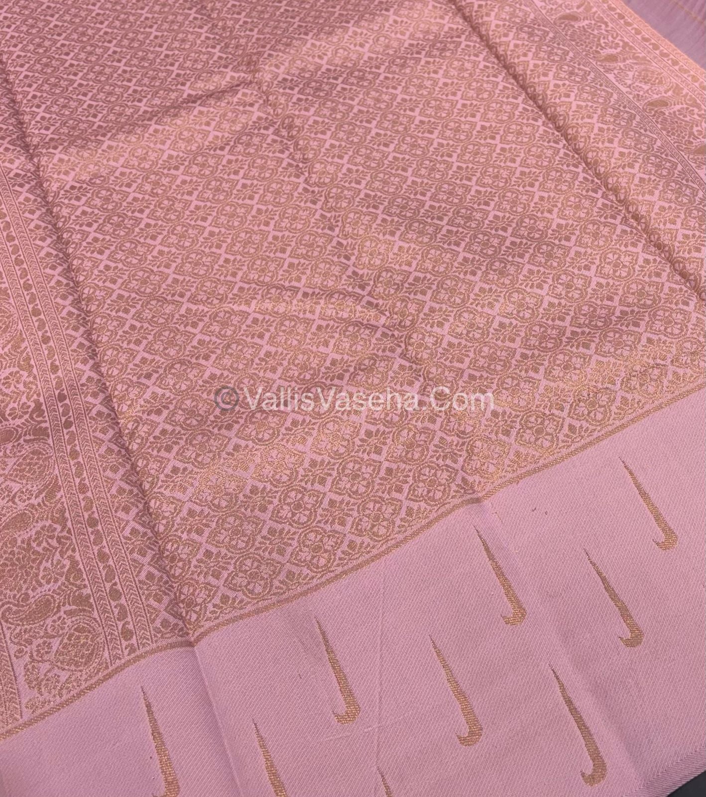 Kanchi Semi Silk - Black with Pink  - VVKSS001