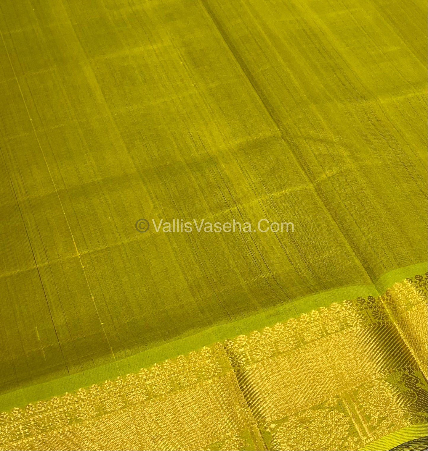 Pure Silk Cotton Saree - Mayil & Chakkaram Design - Purple With Lemon Green Shade - VVMC001
