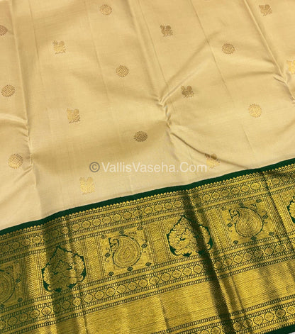 Pure Vintage Korvai Kanchipuram Silk Saree - Cream & Green Combo - VVPS022