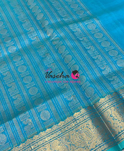 Pure Silk Cotton Saree - Green With Blue  Shade - Lakshadeepam Design - VVPLD001
