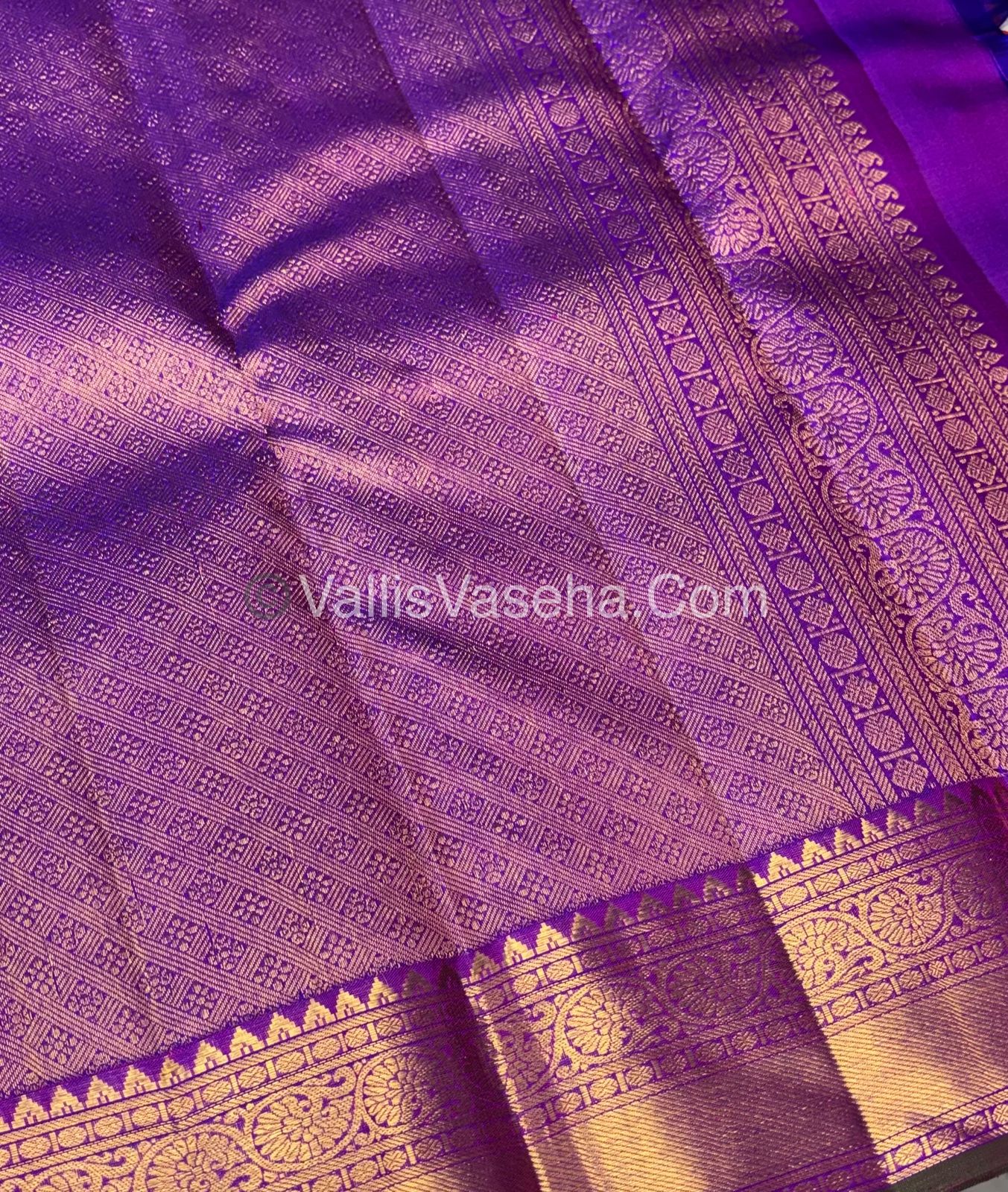 Pure Kanchipuram Silk Saree - Peachish Pink & Purple Shade  - VVPS022