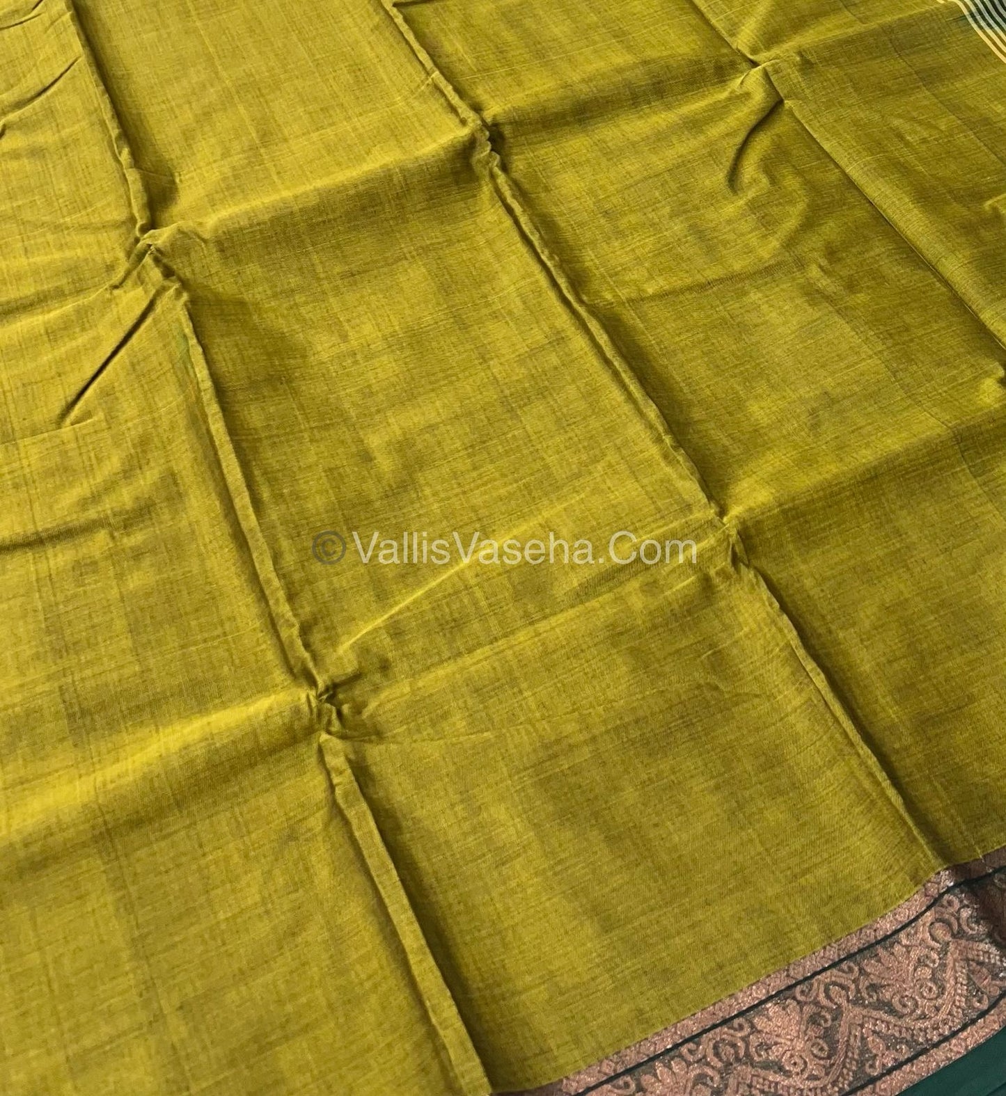 Dhaka Cotton Saree - VVDCS001
