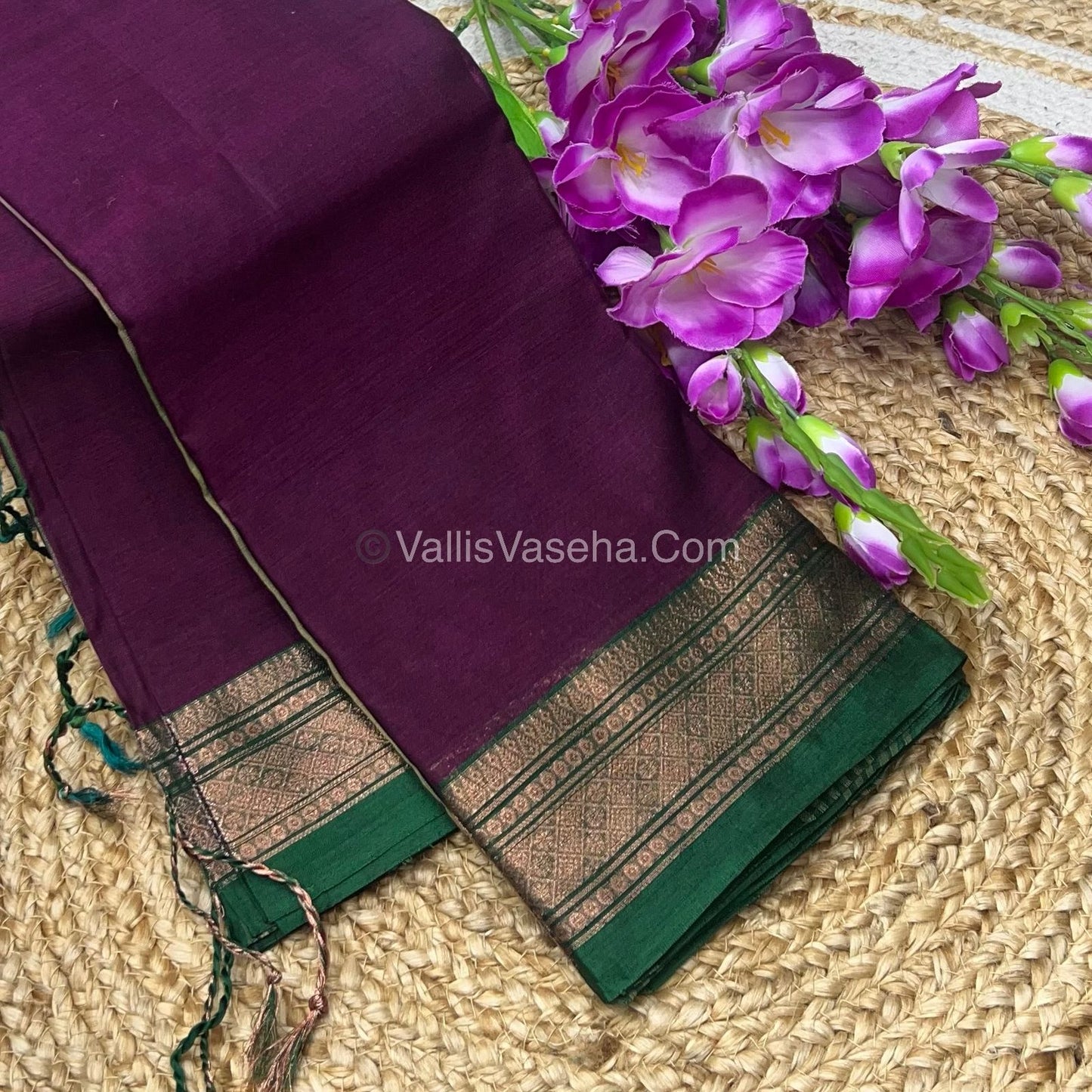 Dhaka Cotton Saree - VVDCS001