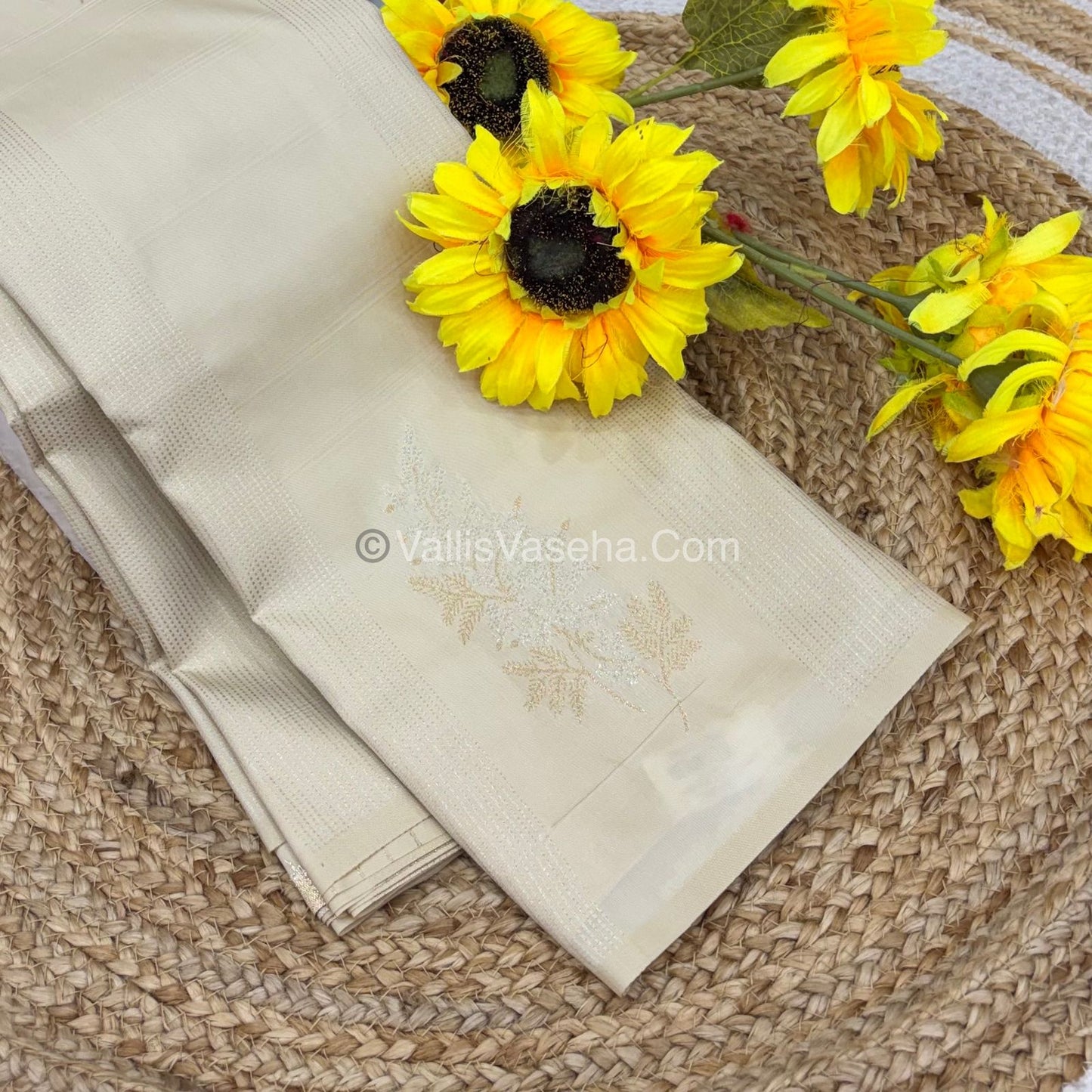 Semi Soft Silk - Border less - Cream Shade -VVSSS026