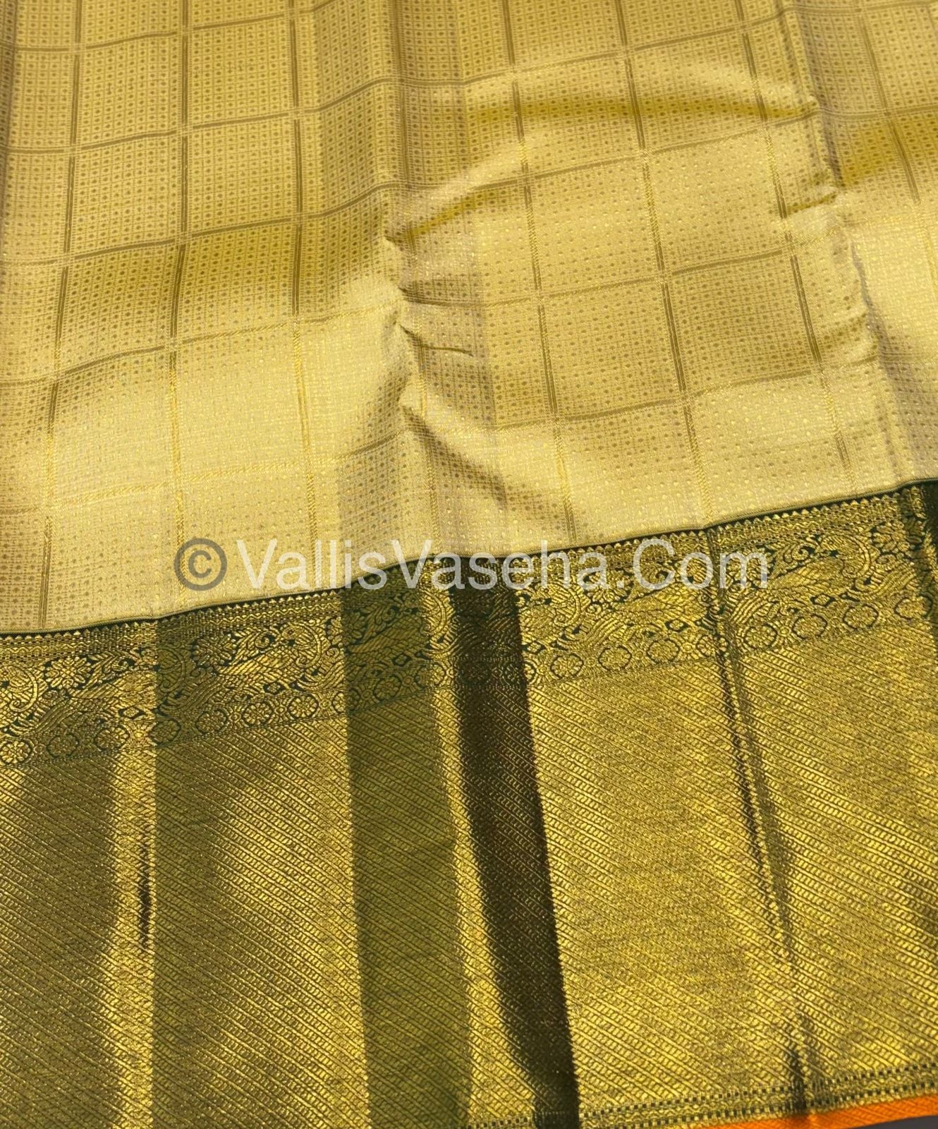 Pure Bridal Korvai Kanchipuram Silk Saree - Cream Gold & Green Combo - VVPS052